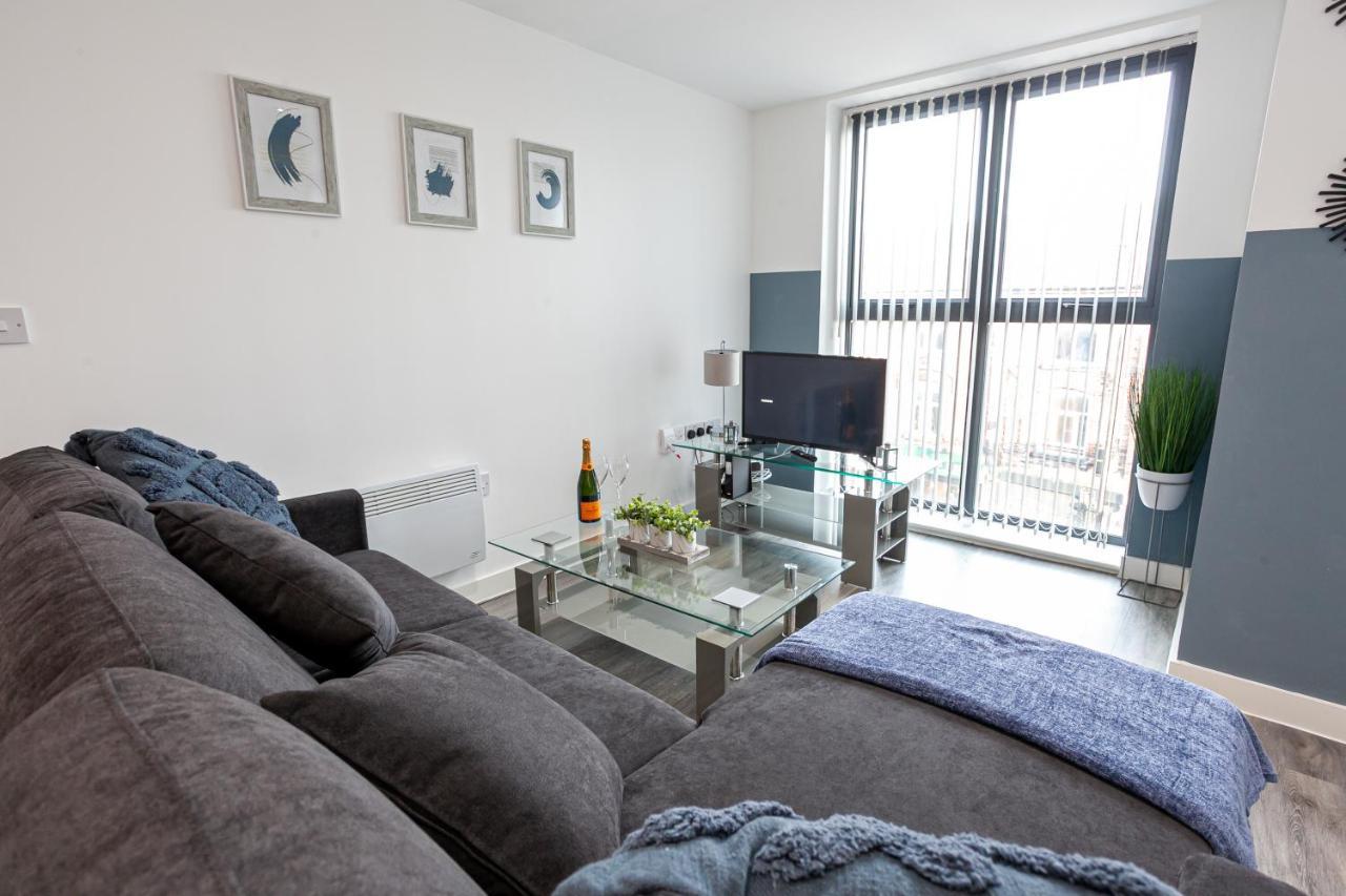 Stylish 1 Bed Apt - Fallowfield - Free Parking Apartment