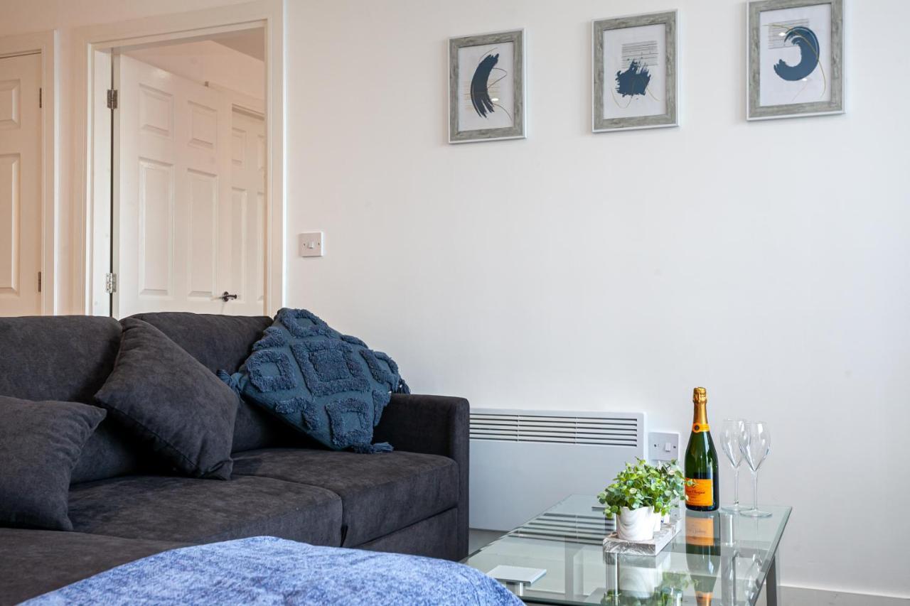 Stylish 1 Bed Apt - Fallowfield - Free Parking Apartment